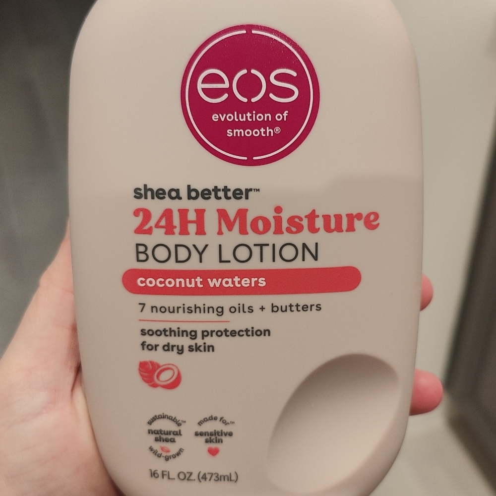 EOS 24H Moisture Body Lotion - Size: 16 FL OZ (473 mL) - Scent: Coconut Waters